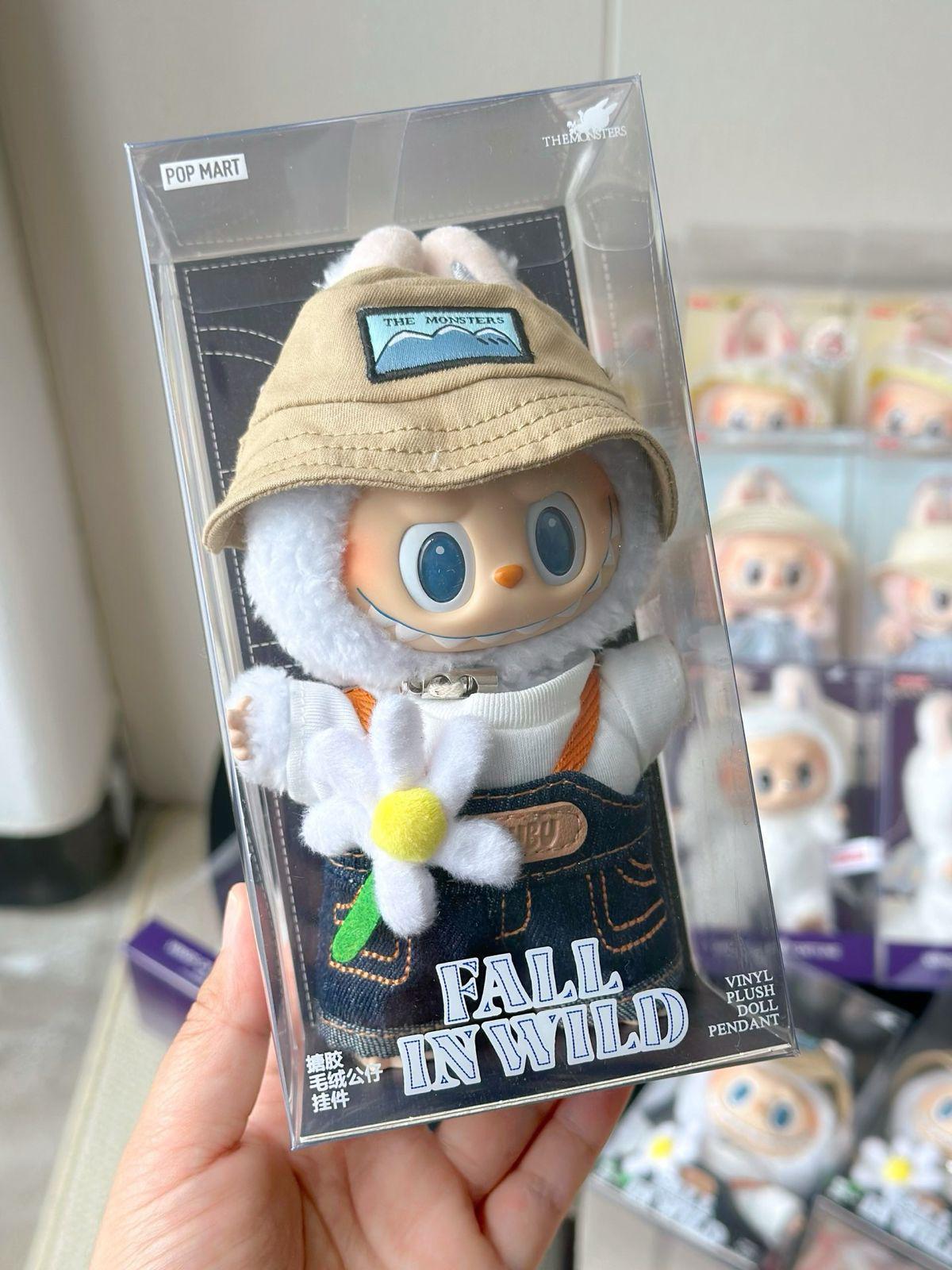 Labubu - Fall in Wind